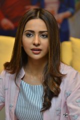 Rakul Preet Singh New Photos